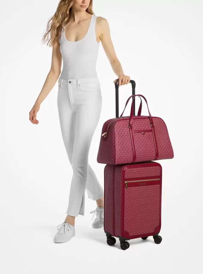 Jet Set Travel Extra-Large Signature Logo Weekender Bag